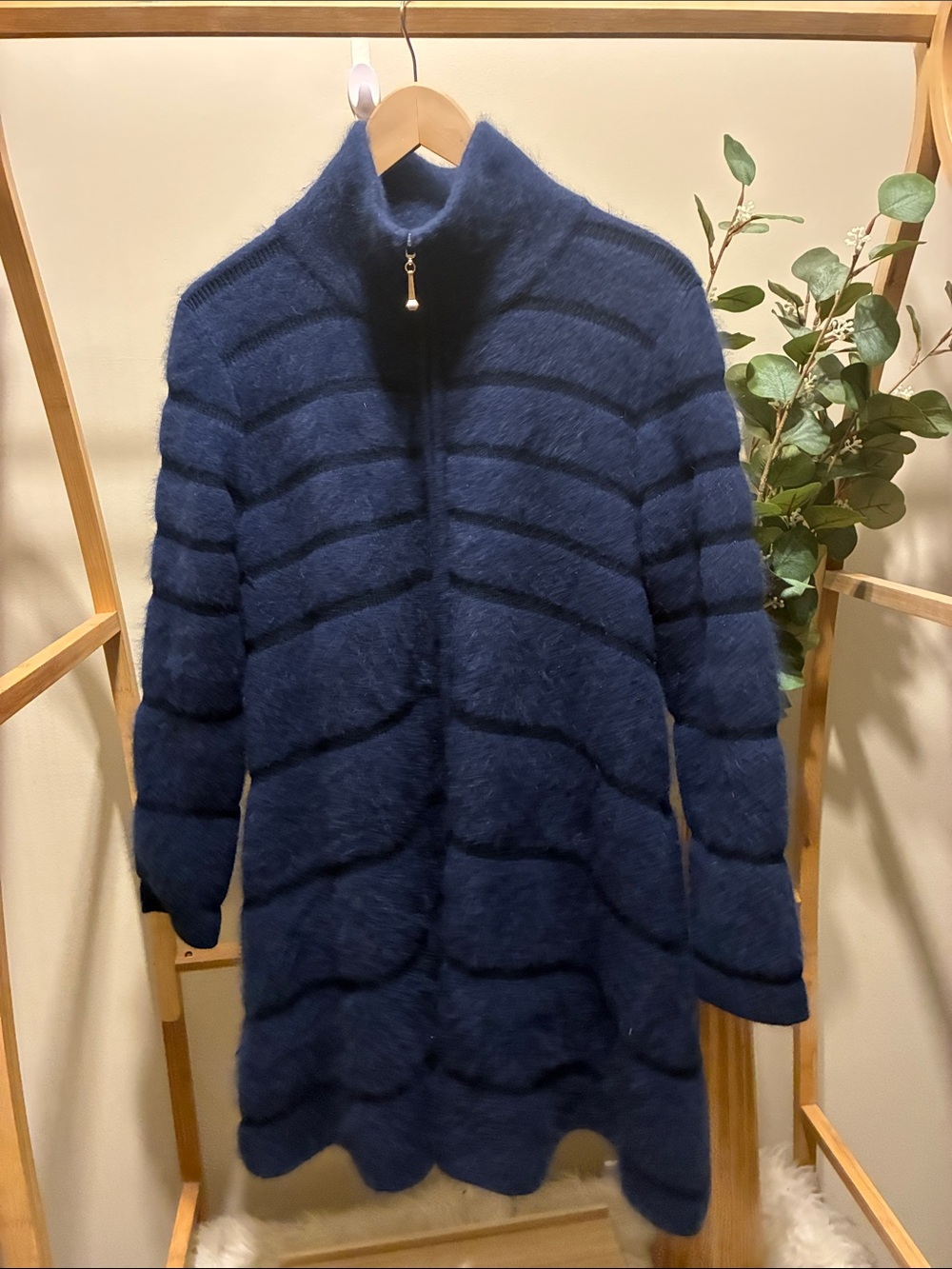 50% Cashmere Women's Navy Fuzzy Zip-Front Coat